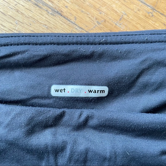 LAST CHANCE Lululemon speed run shorts - Picture 3 of 4